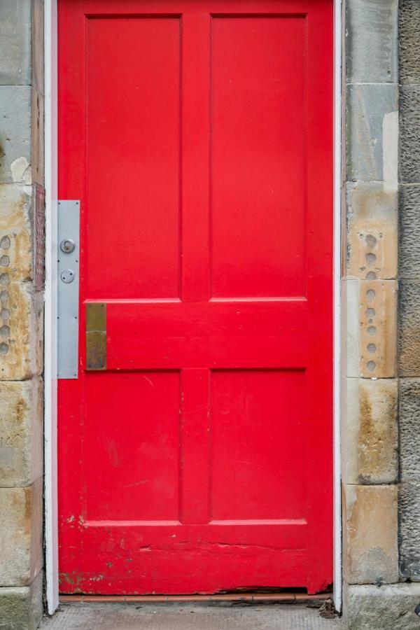 The Plywood Flat, Modern Style In A Traditional Tenement Edinburgh Dış mekan fotoğraf